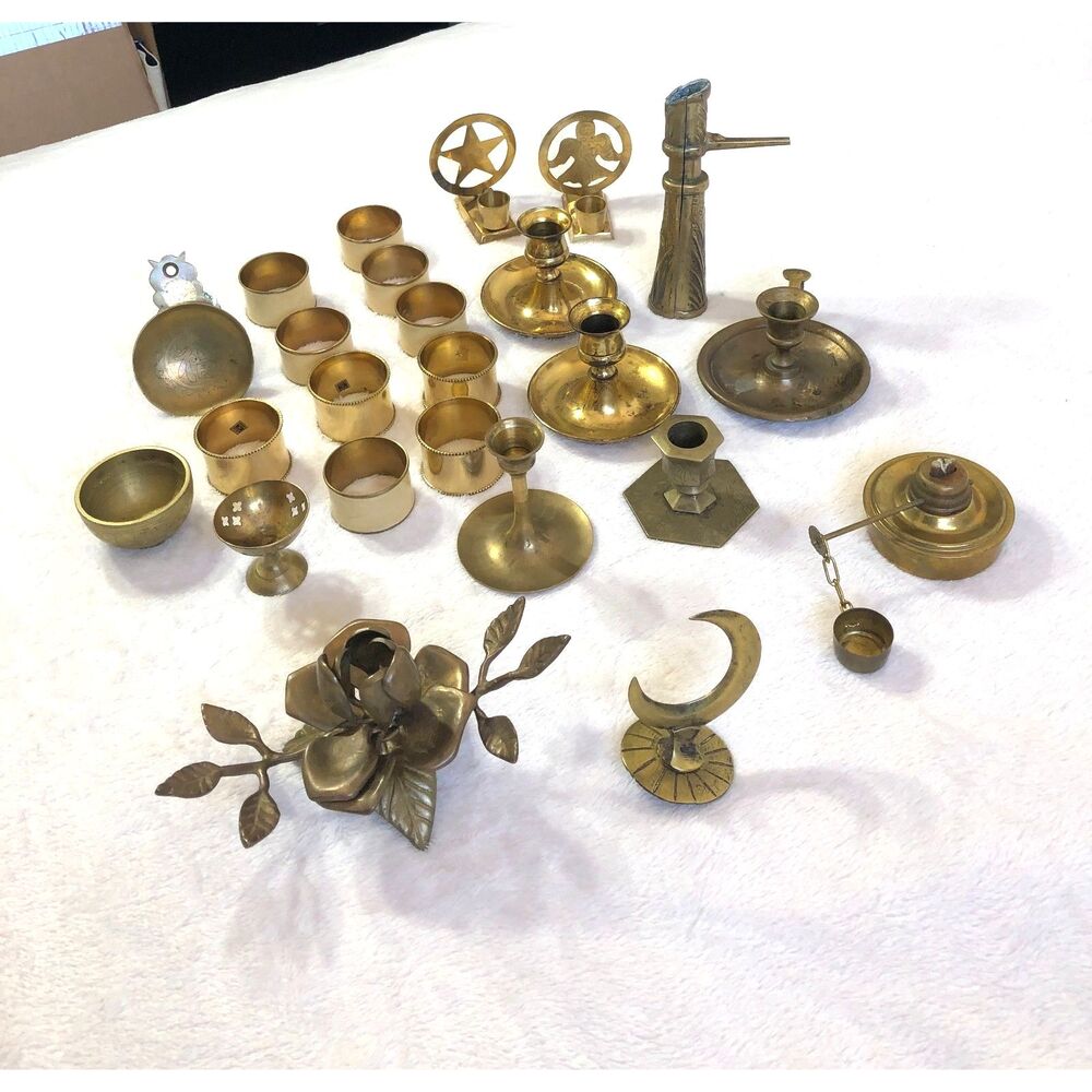 Lot 24pcs Vintage Solid Brass Candlesticks Napkin Rings Heavy Metal Decor 5.5lbs